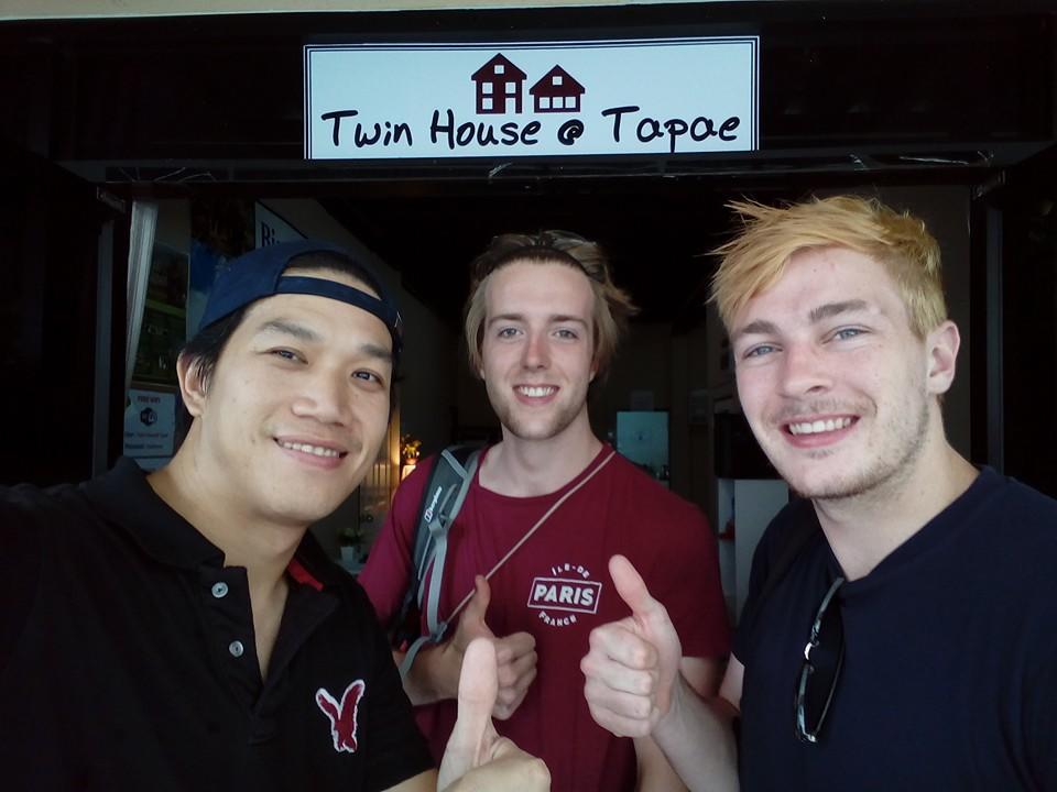 Twin House @ Tapae Vandrerhjem Chiang Mai Eksteriør bilde