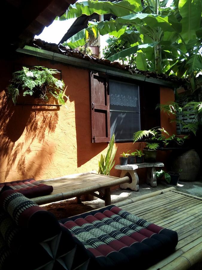 Twin House @ Tapae Vandrerhjem Chiang Mai Eksteriør bilde