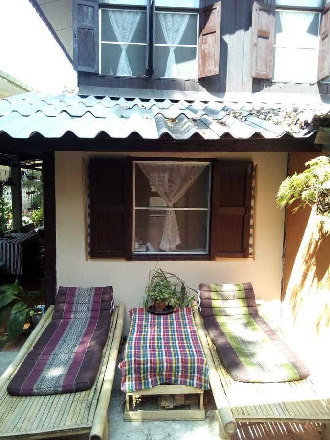 Twin House @ Tapae Vandrerhjem Chiang Mai Eksteriør bilde