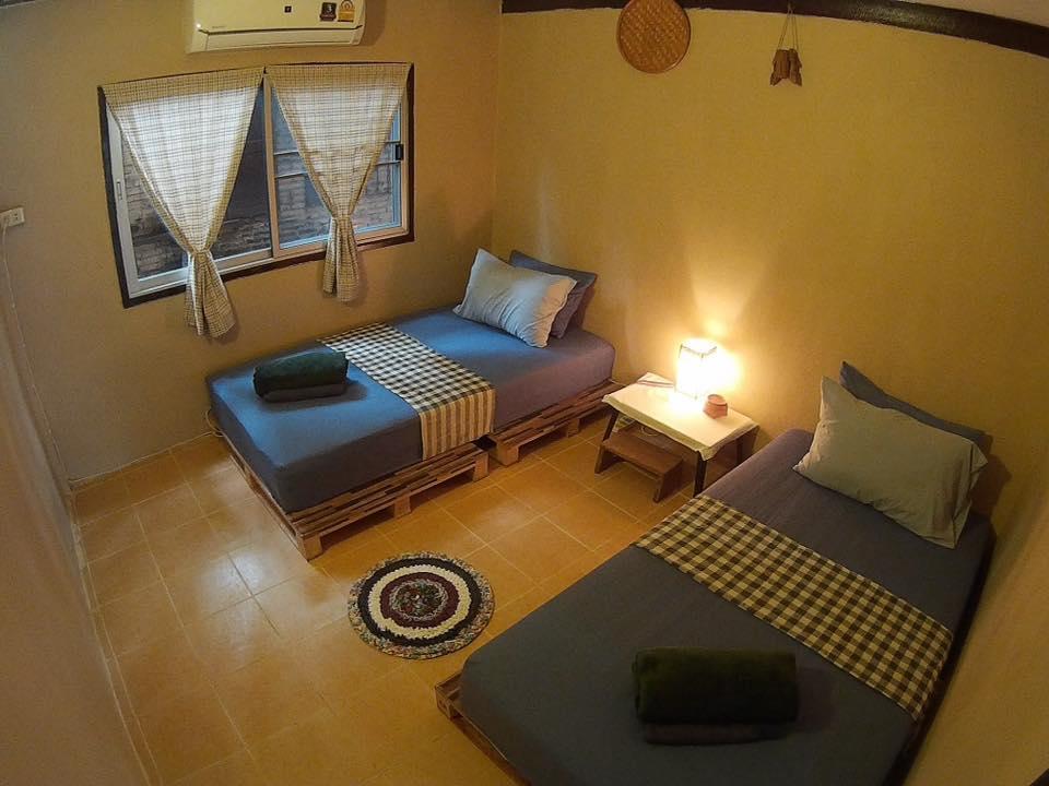 Twin House @ Tapae Vandrerhjem Chiang Mai Eksteriør bilde